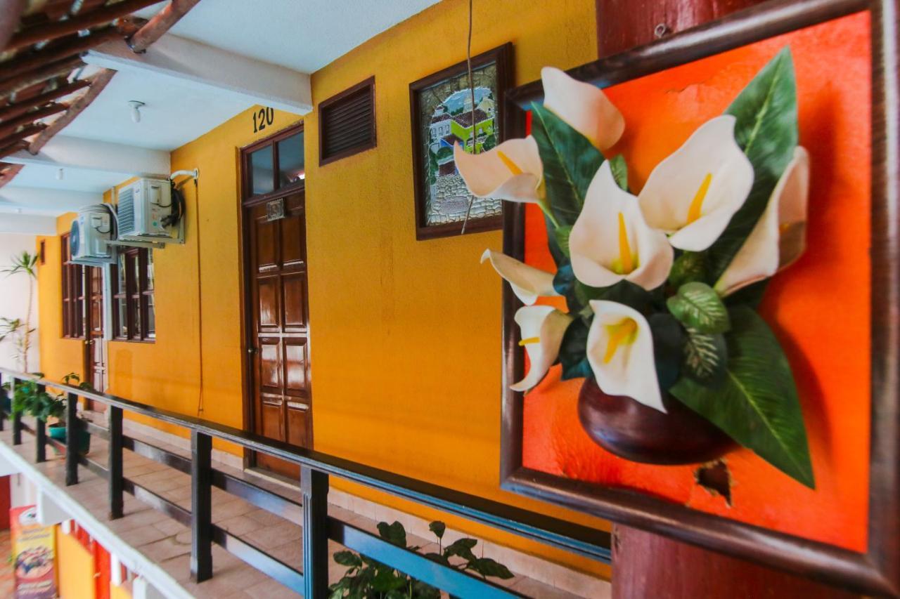 Hotel Bello Caribe Косумел Екстериор снимка